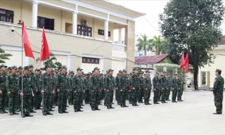 Đà Nẵng huy động gần 100 cán bộ, chiến sĩ đến Đắk Lắk giúp dân vùng lũ dựng xong nhà trước Tết