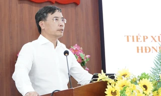 Chủ tịch UBND thành phố Đà Nẵng Phạm Đức Ấn tiếp xúc cử tri