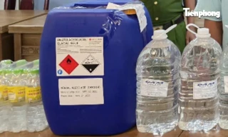 Bên trong lò sản xuất nước giấm từ axit công nghiệp và nhà máy sản xuất nước yến giả