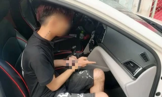 Mật phục, tóm gọn 2 đối tượng cạy cửa ô tô đậu trước nhà dân