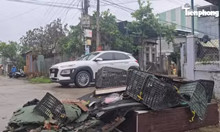 Cả làng dựng rào ngăn dòng xe qua khu dân cư tránh trạm thu phí BOT 