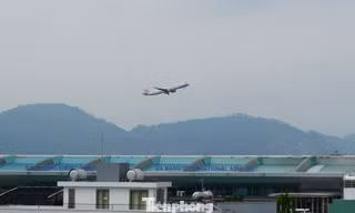 18 chuyến bay ở Đà Nẵng bị flycam đe dọa, đường băng đóng cửa 2 tiếng 