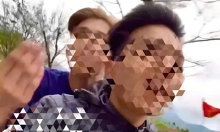 Xử phạt nam sinh vừa lái xe vừa quay clip 'rất muốn bị ăn đòn'