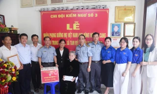 Đà Nẵng: Đơn vị kiểm ngư phụng dưỡng Mẹ Việt Nam Anh hùng 102 tuổi 