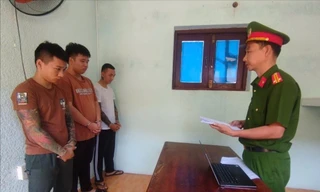 Nhóm đối tượng 'bắt cóc' hai người trong đêm