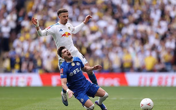 Trực tiếp Chelsea vs Leeds United 1-0 (H2): Ampadu nhận thẻ vàng