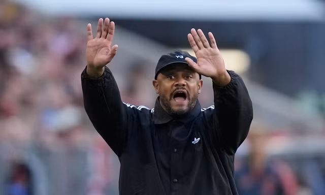 HLV Kompany bị ‘cách ly’ vì án phạt, Bayern gặp khó trước PSG