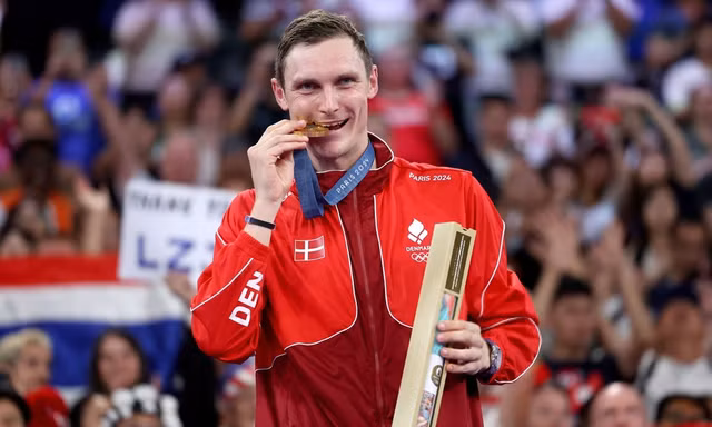 Huyền thoại cầu lông Viktor Axelsen bất ngờ giải nghệ