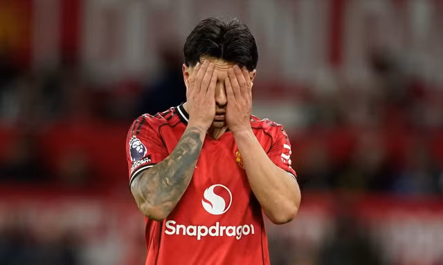 Kháng cáo thất bại, ngôi sao MU bị treo giò 3 trận