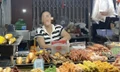 Hàng xiên que vỉa hè ở Đà Nẵng bị tố ‘chặt chém’ khách nước ngoài