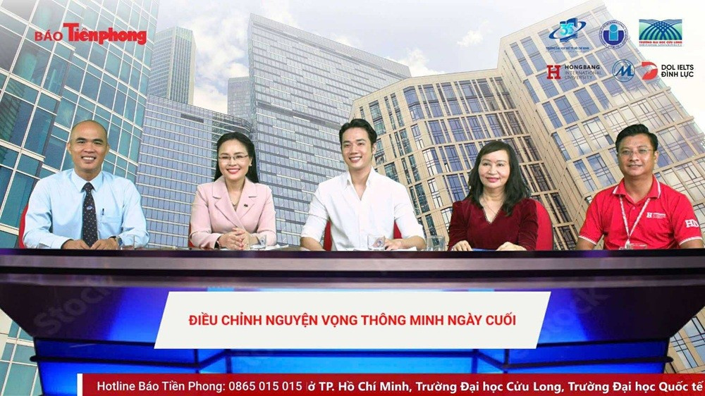 livestream-1.jpg