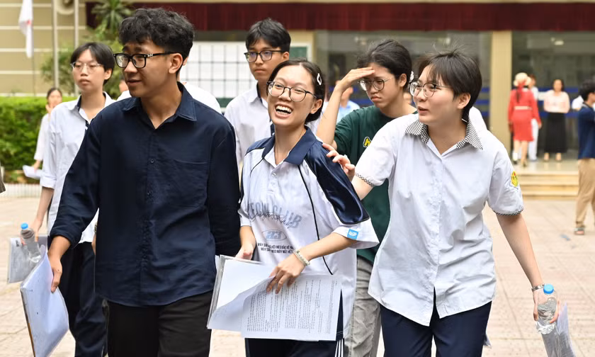 Giáo viên đánh giá đề Ngữ văn 2026: Phổ điểm chủ yếu từ 6,5 đến 7,5, chú ý chi tiết quan trọng câu 'Steve Jobs'