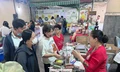 Lượng khách mua đặc sản địa phương ăn Tết giảm tới 60%