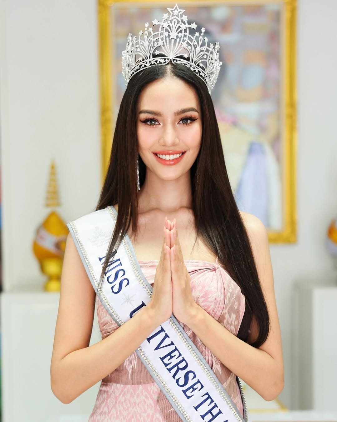 opal-suchata-chuangsri-miss-universe-thailand-2024-paid-a-courtesy-visit-to-the-ministry-of-cu.jpg