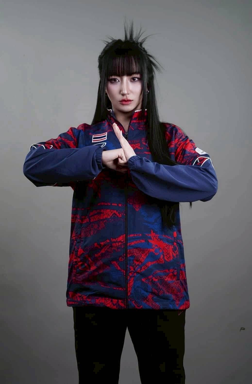 អត្តពលិកនារី ណាផាត វ៉ារ៉ាស៊ីន មានរហស្សនាមថា Tokyogurl។ 1000040972.jpg