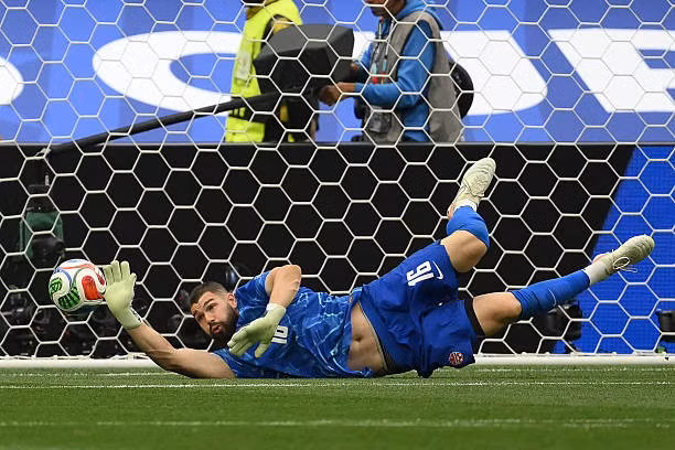 gettyimages-2283226398-612x612.jpg