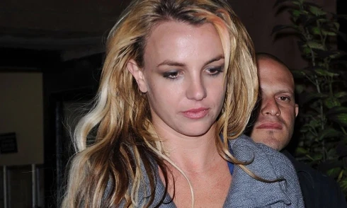 Khó cứu Britney Spears