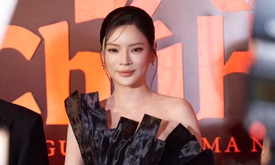 Top 10 'Hoa hậu Thế giới người Việt 2010': 'Tôi bây giờ như một tân binh, cần học hỏi rất nhiều từ các bạn trẻ' 
