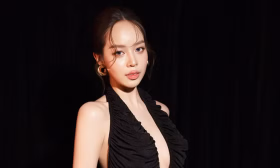 'Hoa hậu Việt Nam' Huỳnh Thị Thanh Thủy ngày càng quyến rũ, không ngại thử phong cách thời trang táo bạo