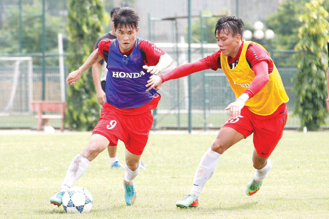 Người hâm mộ có thể phải tới tận sân Mỹ Đình để xem Công Vinh và đồng đội thi đấu, nếu VTV không đàm phán được mức giá bản quyền truyền hình hợp lý. Ảnh: VSI 