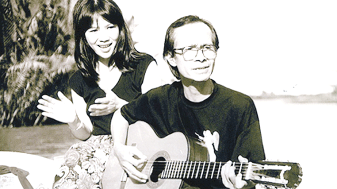 Trịnh Vĩnh Trinh và anh trai - Trịnh Công Sơn. Ảnh: Tư liệu