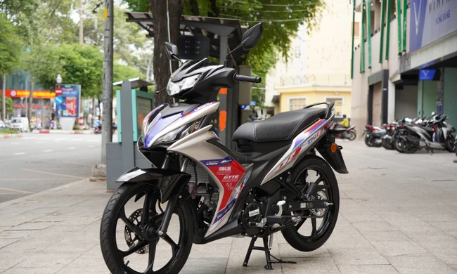 Yamaha Exciter 135 bản giới hạn phong cách xe đua cập bến Việt Nam
