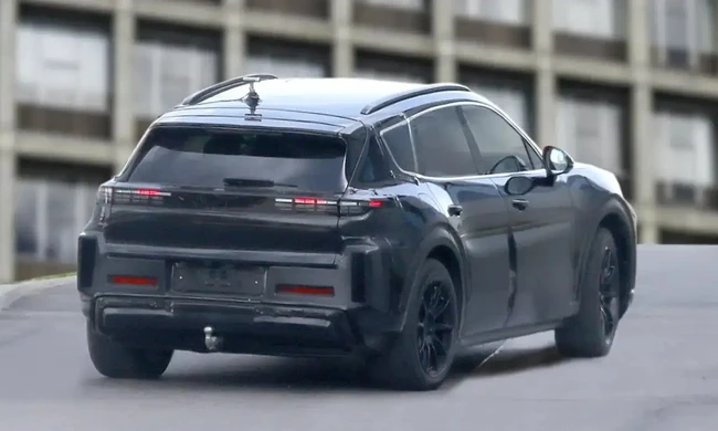 Porsche điều chỉnh chiến lược với mẫu SUV 7 chỗ