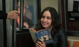 Sofia Carson trong " The Life List ".