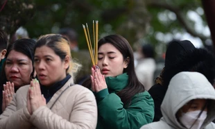 Lưu ý về mâm cúng, văn khấn Rằm tháng Chạp Ất Tỵ 2025