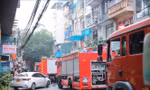 Hà Nội: Cháy nhà trong ngõ nhỏ, xe cứu hoả không thể tiếp cận, 5 người tử vong
