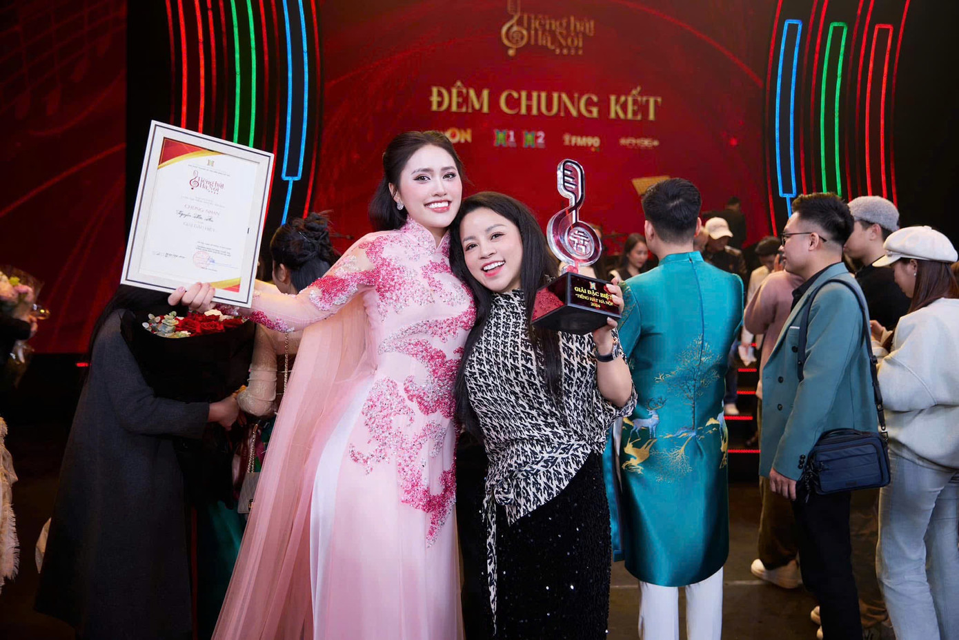 NSƯT Tố Nga đánh giá cao giọng hát mà cô trò nhỏ của mình sở hữu.