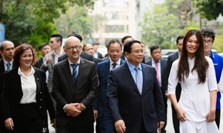 Thủ tướng Phạm Minh Chính thăm Trường Đại học Khoa học và Công nghệ Hà Nội (USTH) đầu Xuân 2026