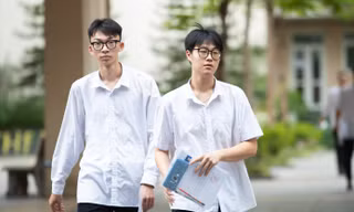 Giới hạn điểm cộng IELTS: 'Cú phanh' gấp cho trào lưu học chứng chỉ