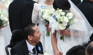 Những câu chuyện xúc động tại lễ cưới 80 cặp đôi tại Ngày hội Việt Nam hạnh phúc