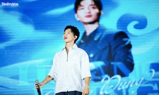 Tại sao hơn 20 nghệ sĩ 'đổ bộ' Học viện Báo chí và Tuyên truyền chỉ trong 1 tháng?