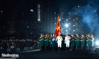 Vó ngựa kỵ binh và bước chân hào hùng của lực lượng vũ trang trong đêm concert Âm vang Tổ quốc