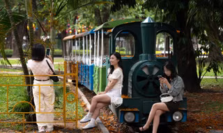 Điều ít người biết về chuyến tàu vòng quanh công viên Thống Nhất đang hot trên mạng xã hội