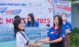 Tân đảng viên Đặng Đan Thanh tiếp sức mùa thi năm 2025 
