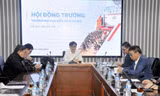 Một phiên họp của hội đồng trường tại trường ĐH. Ảnh: HAU
