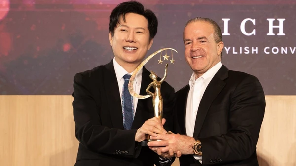 https://cdn.tienphong.vn/images/87b175964ad3f6ca11f763f4d45a11408cec05fcd2fdd5cd28a83a089cd7c6eecc838fee8dd62cc2a2bf7d3669f1ed896f4f95ffbfe0b0dd494f9fc74e8154ea6fdcb0f2693858293c9c424eea6094a71bffa61994aee305599e85ffd4e9bacd/588672694-122168908064760207-2974871735277011749-n-160.jpg.webp