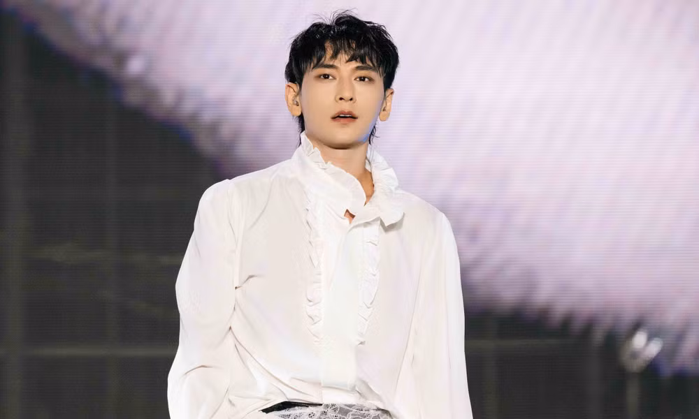 Isaac 'xuất thần' khiến Trấn Thành hết lời khen ngợi, 'visual' quá nổi bật giữa dàn 'Anh trai say hi'