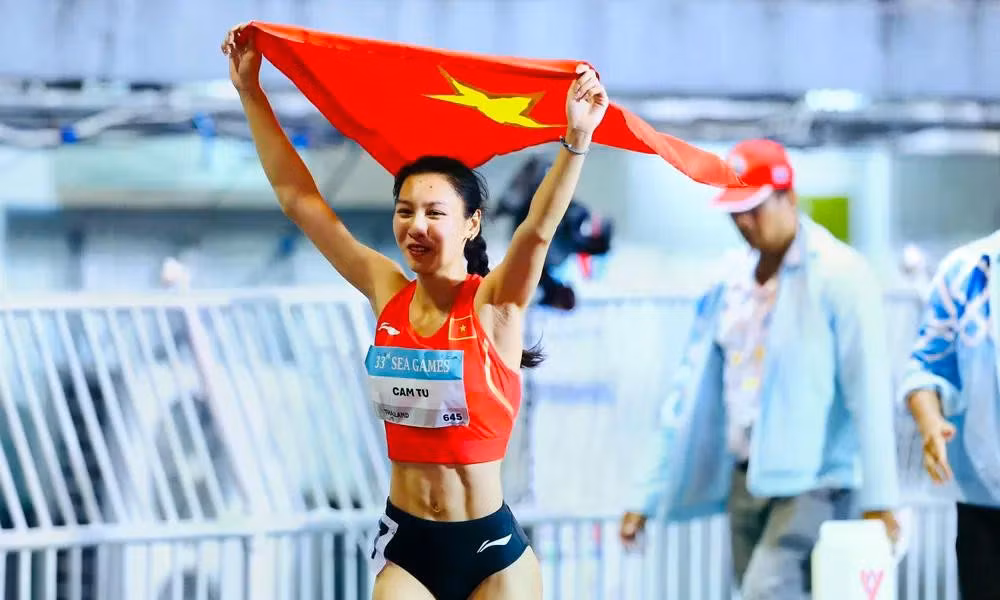 Điền kinh Việt Nam giành HCV thứ 2 ở giải quốc tế Singapore mở rộng 