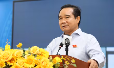 Chủ tịch TPHCM thông tin về triển khai các dự án hạ tầng cửa ngõ Tây Bắc 