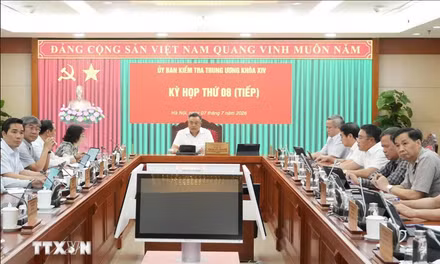 Kỷ luật 2 nguyên chủ tịch UBND tỉnh Đồng Tháp 
