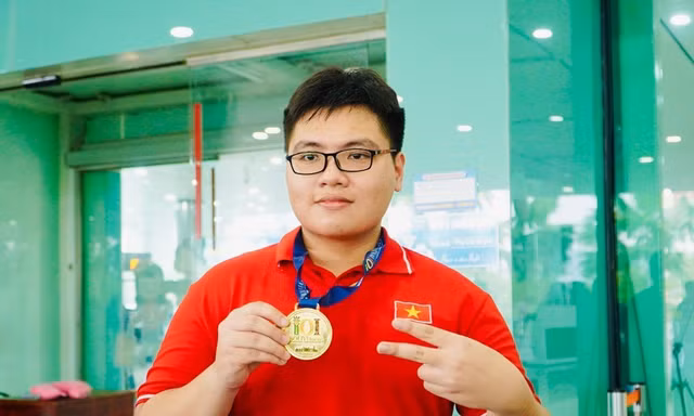 Đề cử Giải thưởng Gương mặt trẻ Việt Nam tiêu biểu năm 2025: Lê Kiến Thành