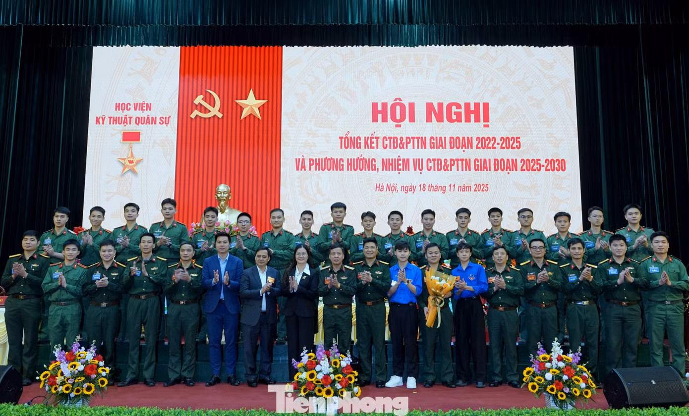 ktqs-18-7231.jpg