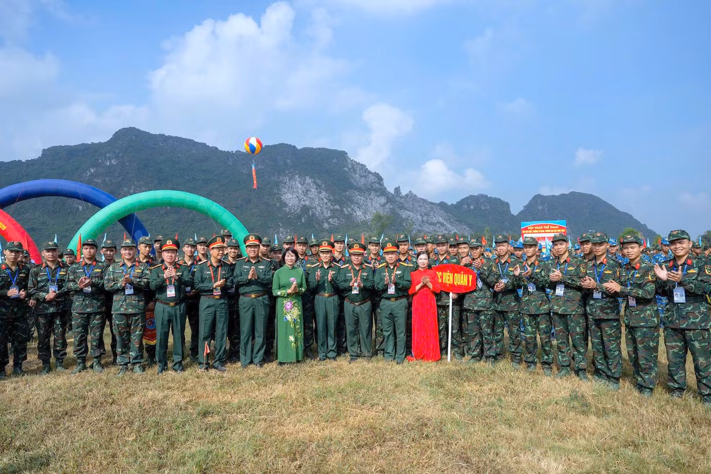 hoi-thao-2026-2.jpg