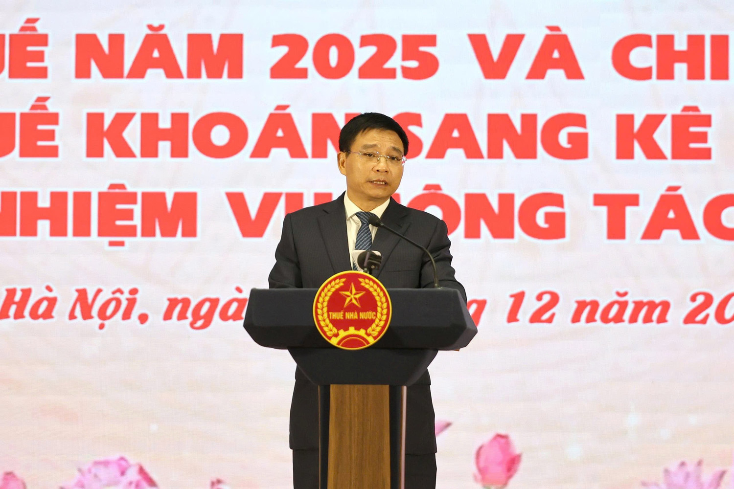 Thu thuế cao chưa từng có