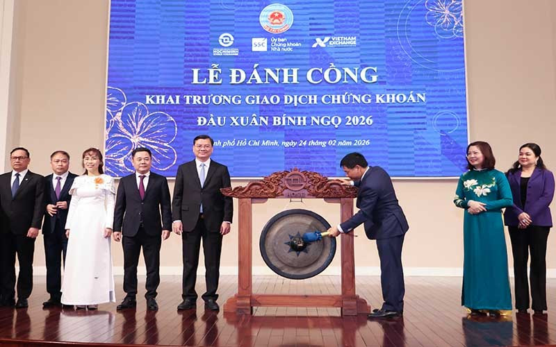 Bộ trưởng Tài chính: Tăng giám sát, xử lý nghiêm vi phạm chứng khoán