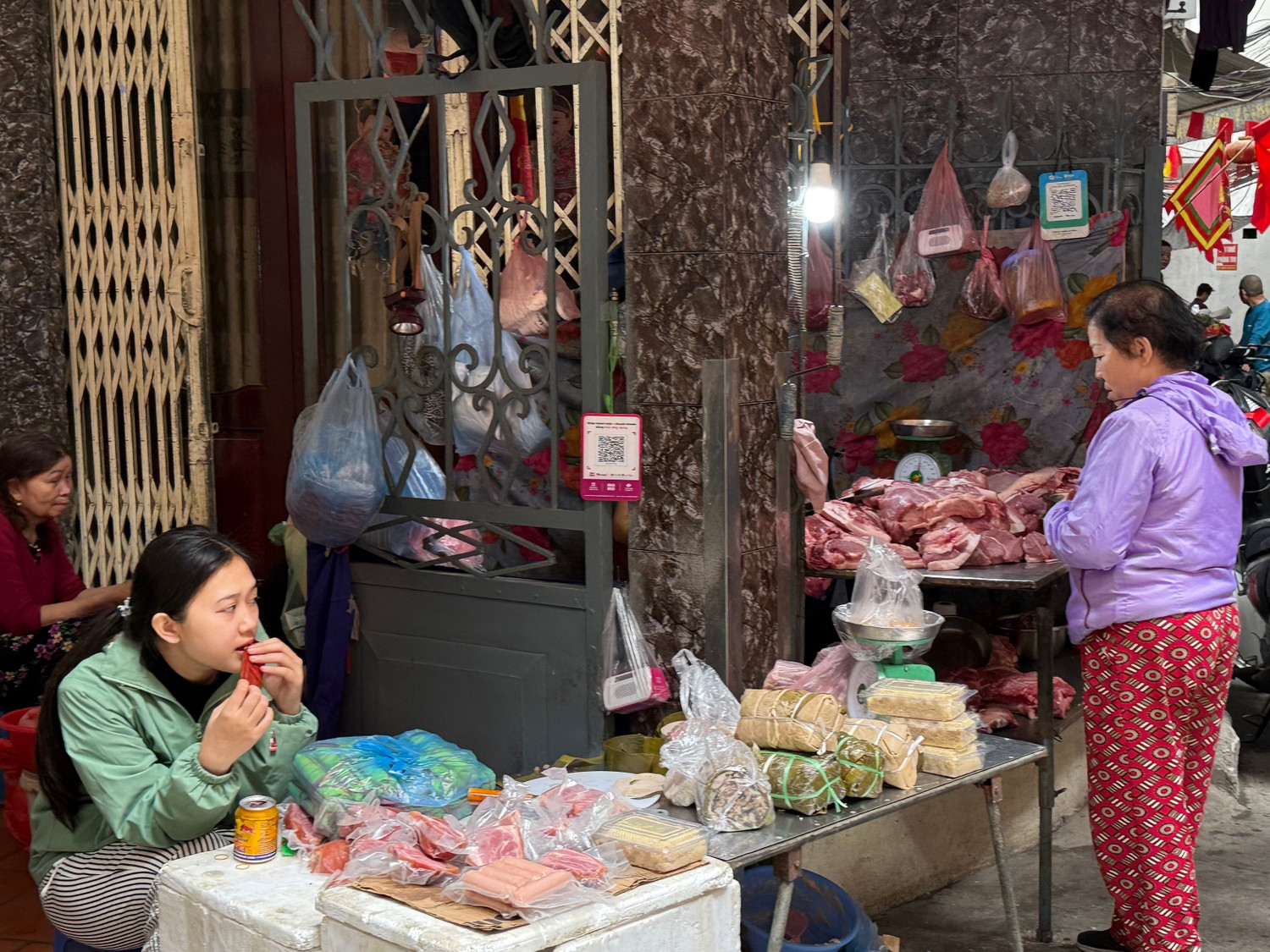 Bộ Tài chính thông tin về giá cả thị trường Tết